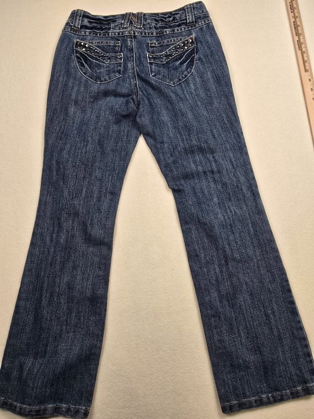 JW Petite Womens Bootcut Blue Jeans Size 4P With Studded Back Pockets - Picture 4 of 6
